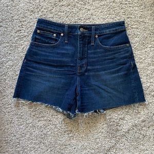 Madewell Curvy High-Rise Denim Shorts dark wash